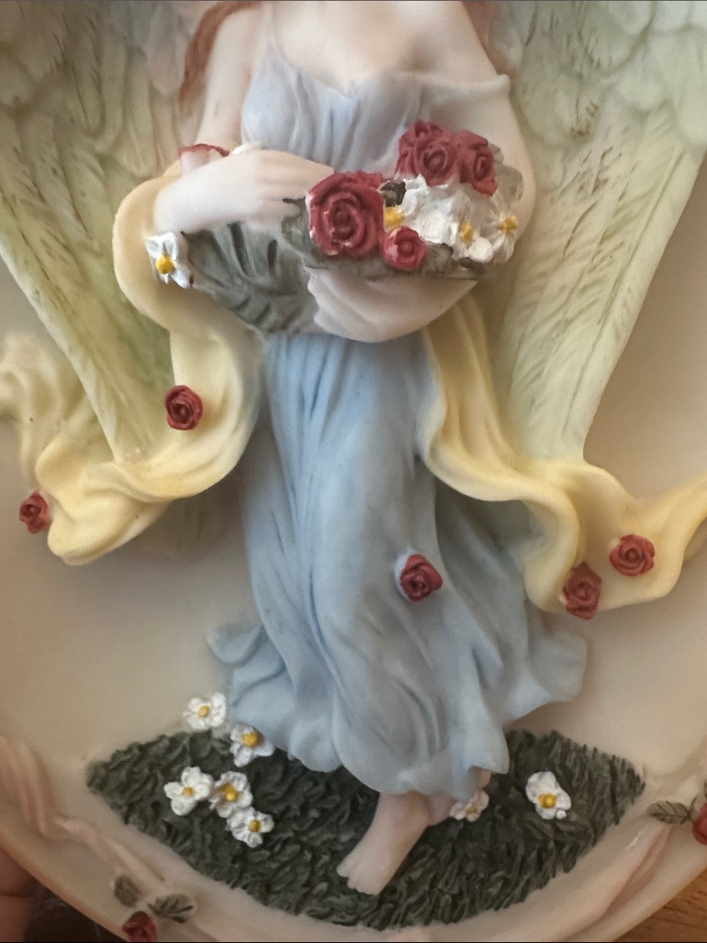 Handcrafted Angel  7 inch Plate with Red-Haired Angel doesn’t come with stand - Picture 5 of 6